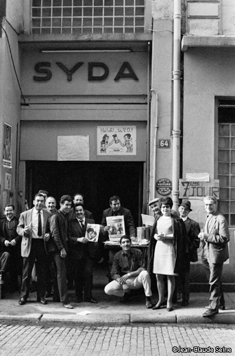 Mai 68 - Paris - Piquet de greve