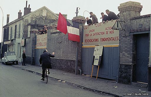 Mai 68 - Paris - photo couleur 01